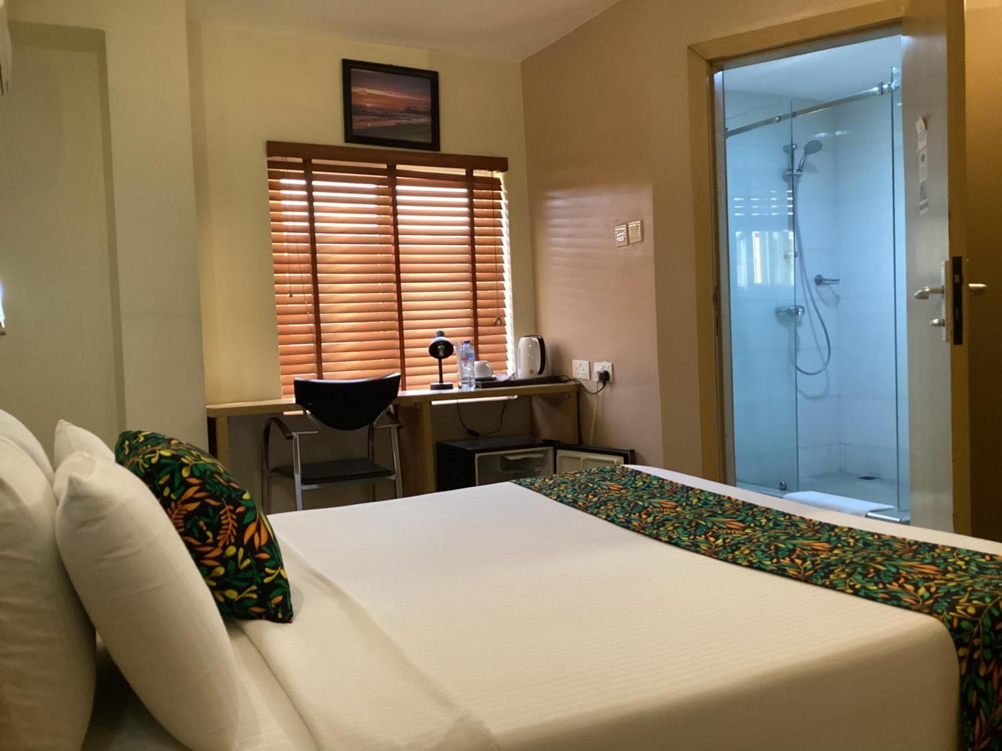 Adis Hotels Ibadan Dış mekan fotoğraf